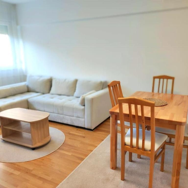 Magenta New Belgrade - Apartman sa 2 Spavaće Sobe - 1