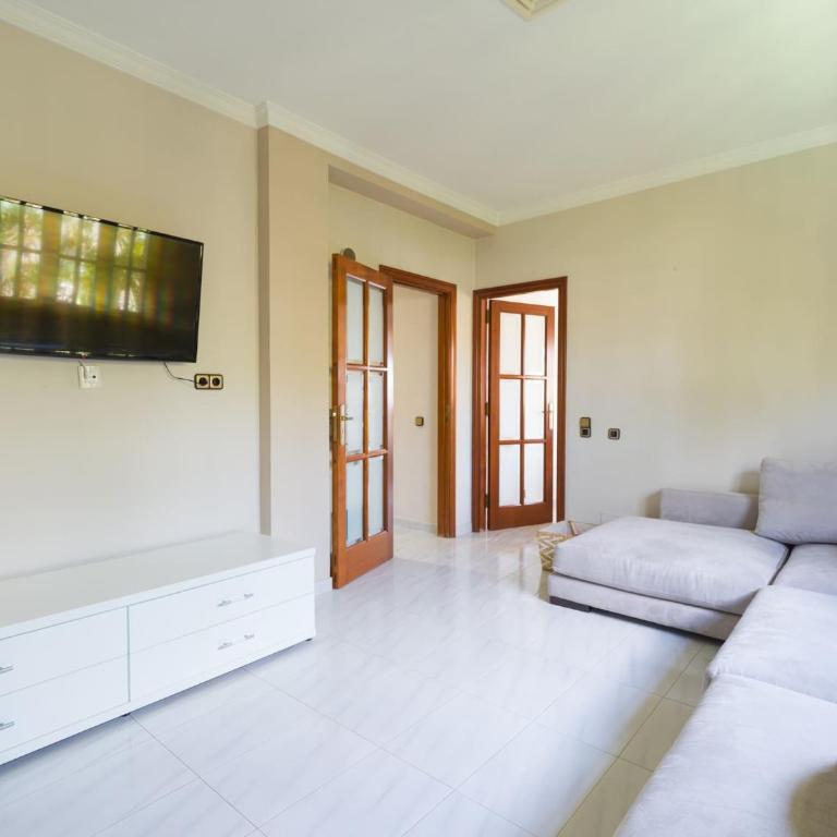 Sonnenland Hill Villas - Three-Bedroom Villa - 33