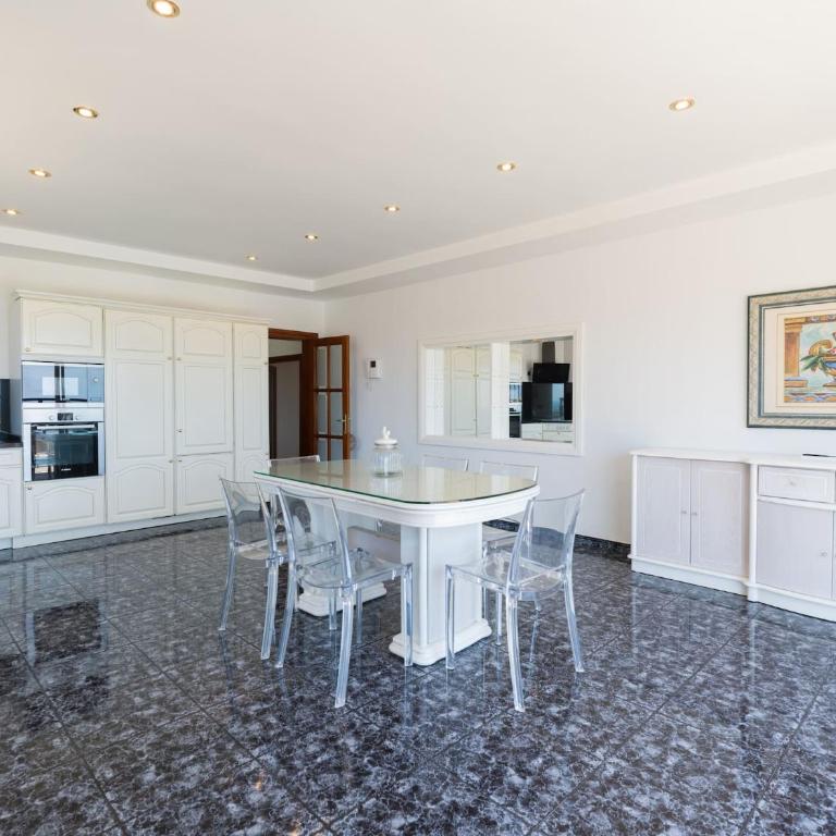Sonnenland Hill Villas - Three-Bedroom Villa - 38