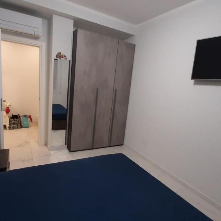 ELEGANTISSIMO APPARTAMENTO DIRETTAMENTE SUL MARE SPIAGGIA LE GHIAIE 6 posti letto - Three-Bedroom Apartment - 23