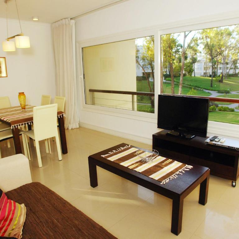 Green Park en Punta del Este - One-Bedroom Apartment with Lake View - 6