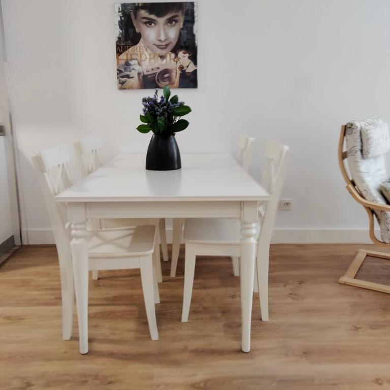 Moderno apartamento en zona antigua - Apartamento de 2 dormitorios - 3