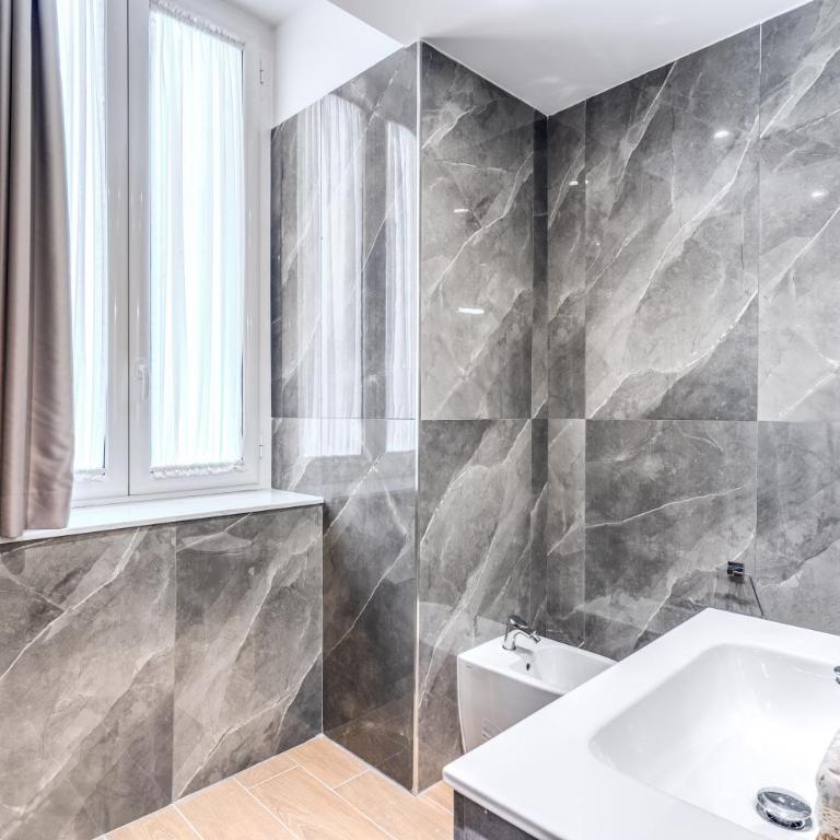 Domus Partenopea - Large Double Room - 5