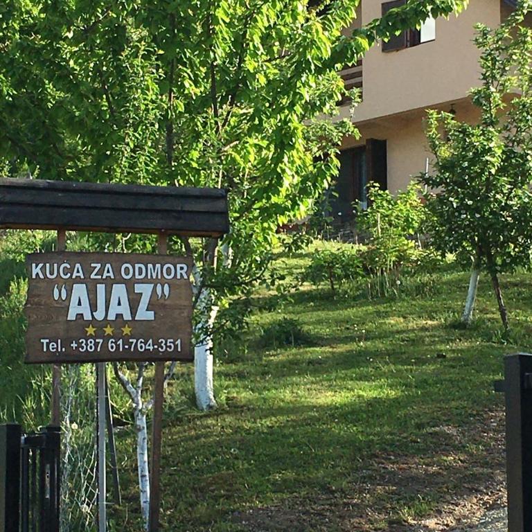 Holiday Home Ajaz Bihac - Four-Bedroom House - 56