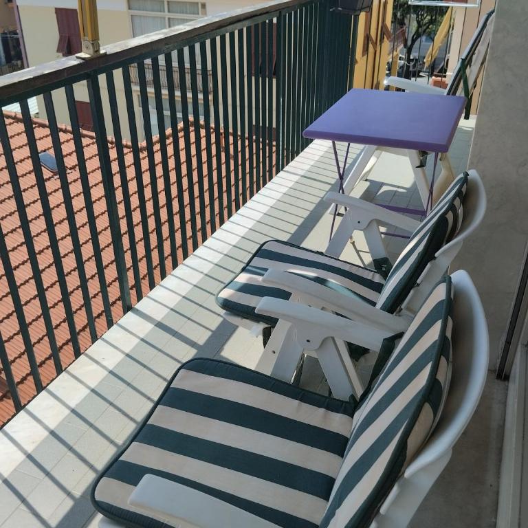 Appartamento comodo alle spiagge e stazione ferroviaria - Apartment mit 1 Schlafzimmer - 5