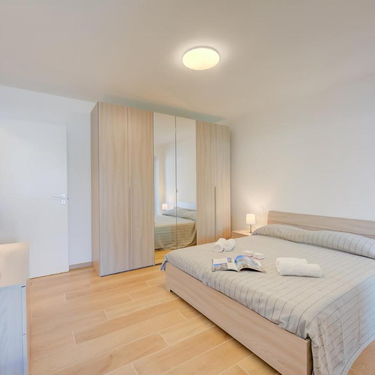 Red House: Beachfront Terrace & Private Beach - Happy Rentals - Appartamento - Piano Terra - 16