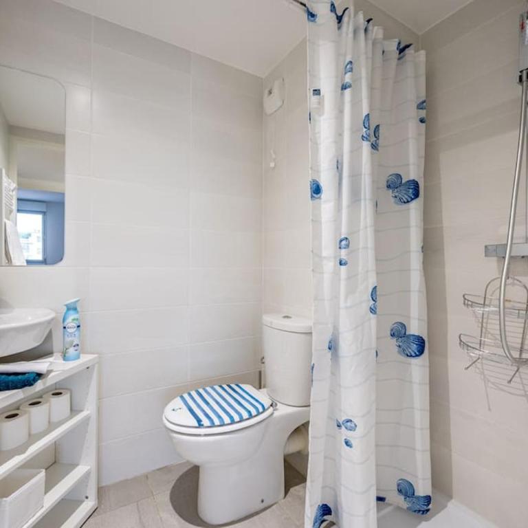 Juan Les Pins Two Bed Apt Beach Access - Apartment mit 2 Schlafzimmern - 3
