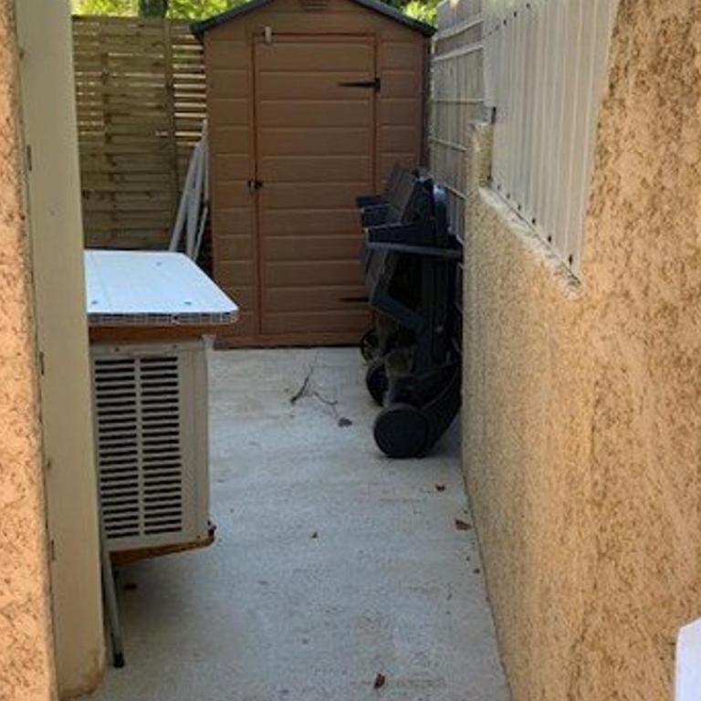Villa Mitoyenne Climatisée, Piscine, Parking, 450m de la Plage - FR-1-607-17 - Maison de Vacances - 6