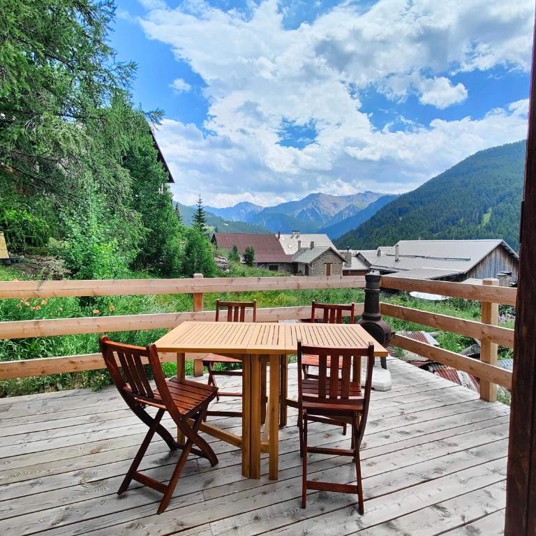 Chalet Ailleurs Appartement à Molines en Queyras - Appartement 2 Chambres - 31