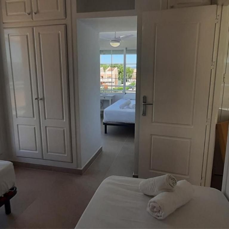 Ático en Urb Bahía de Dénia sin ascensor de Vacaciones Mar por Medio - Three-Bedroom Apartment - 5