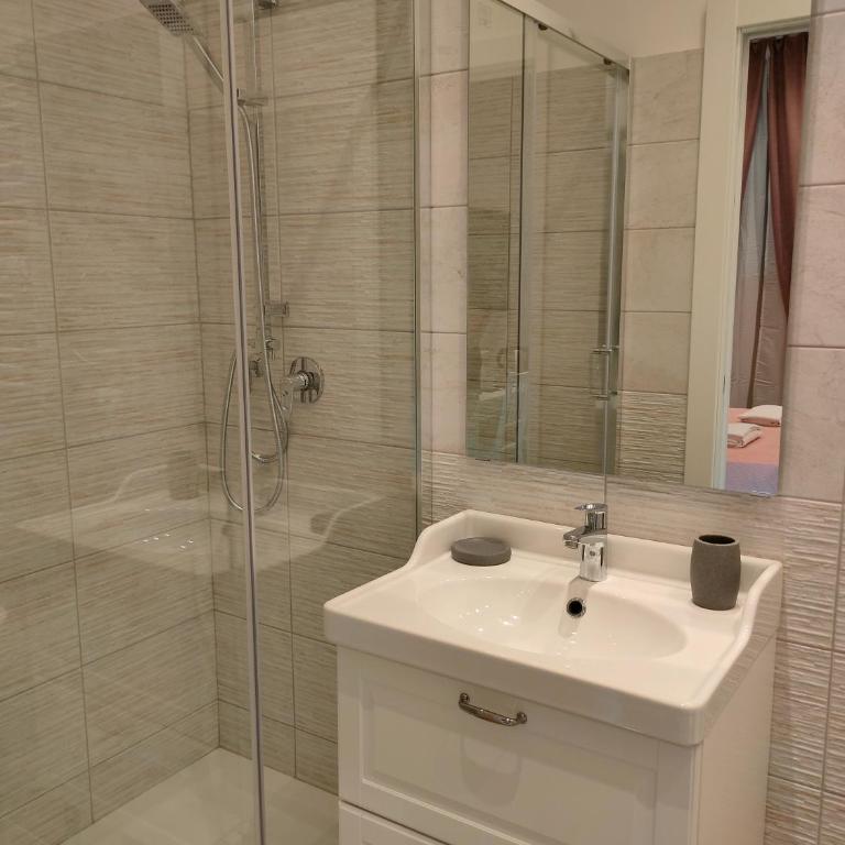 BePlace Holy See - Deluxe Room - 8