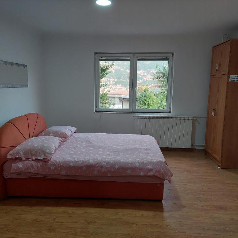 Apartments Bobito - Quadruple Room with Private Bathroom - 7