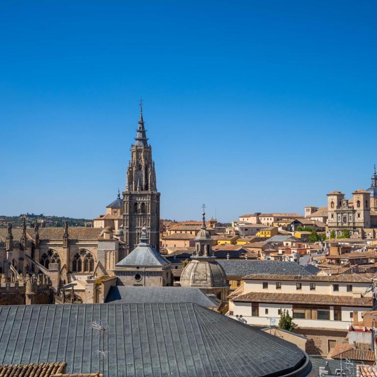 YIT Conquista de Toledo - Habitación Doble con vistas a la catedral - 1 o 2 camas - 7