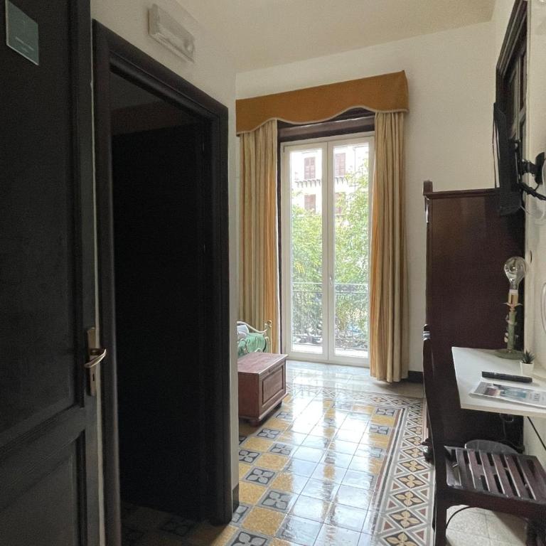 Teatro del Sole Cavour - Double Room with Private Bathroom - 2