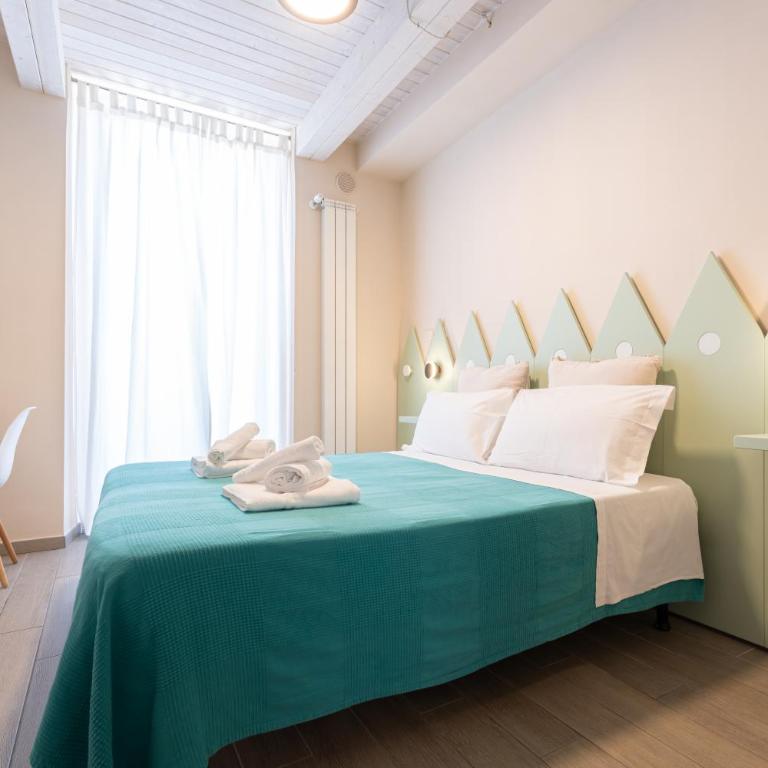 Oceano Rooms - Camera Matrimoniale con Bagno Privato - 9