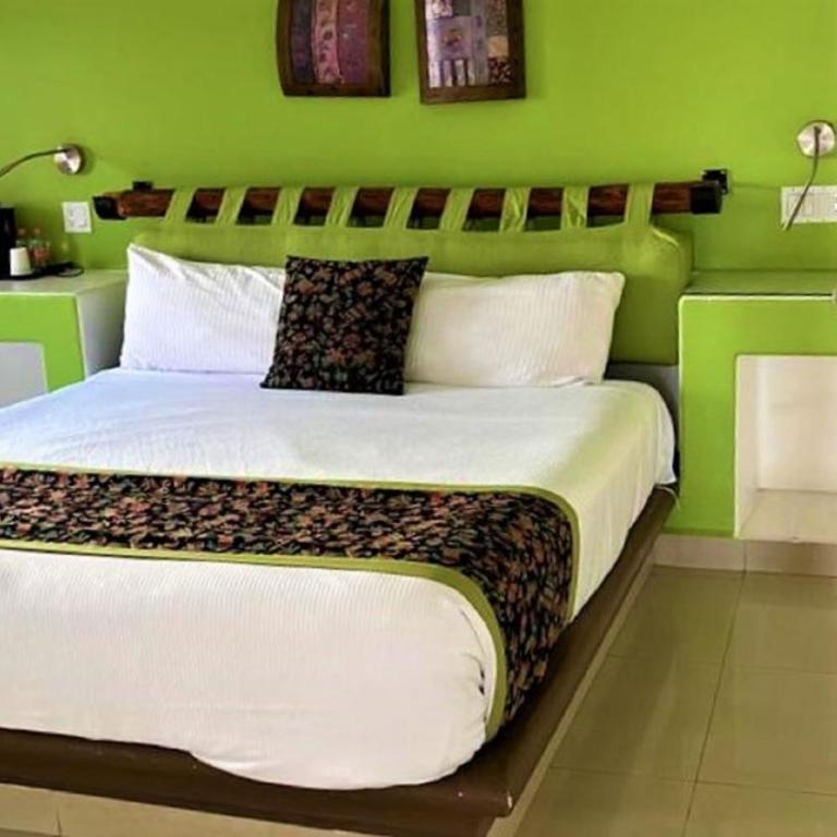 Seven Crown Express & Suites by Kavia - Habitación Doble Superior - 4