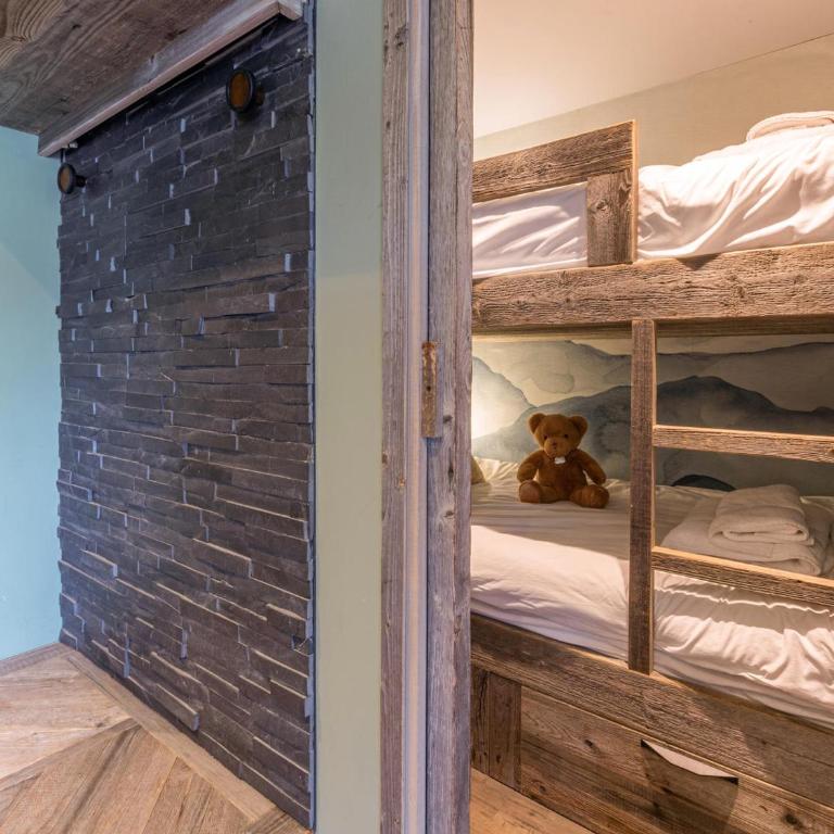 Appartement skis aux pieds avec parking et wifi au cœur de Val-d’Isère - FR-1-694-317 - Appartement - 6