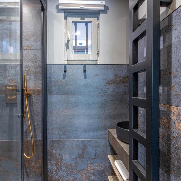 Appartement skis aux pieds avec parking et wifi au cœur de Val-d’Isère - FR-1-694-317 - Appartement - 9