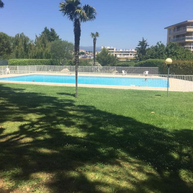 Superbe résidence avec piscine et tennis - Appartement 1 Chambre - 19