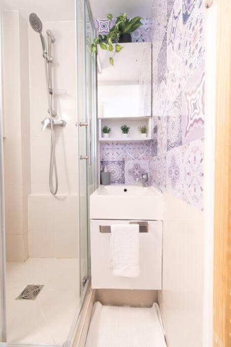 Duplex Parisien charmant en face métro13 - Apartamento de 1 dormitorio - 20