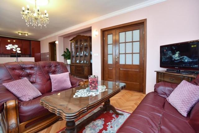 Vila Apartments Lidija - Deluxe Family Suite - 18