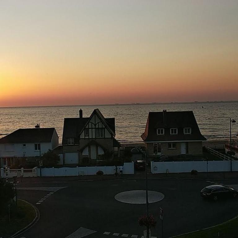 Appartement neuf Beautiful Villers 1-4 pers avec parking privé et à 200 m plage - Apartment mit Gartenblick - 50