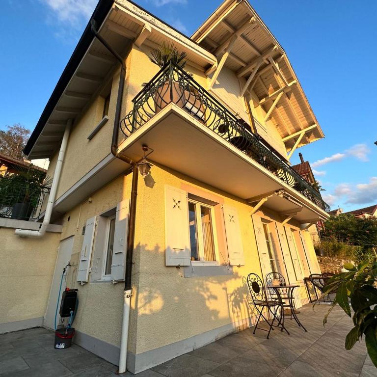 Villa Montreux - Haus mit 3 Schlafzimmern - 42