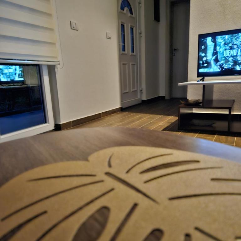 KenDar Family Apartments - Two-Bedroom Apartment - 14
