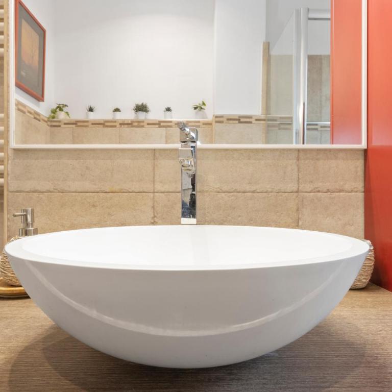 Loft Corso Trieste Free parking & Kitchen - One-Bedroom House - 8
