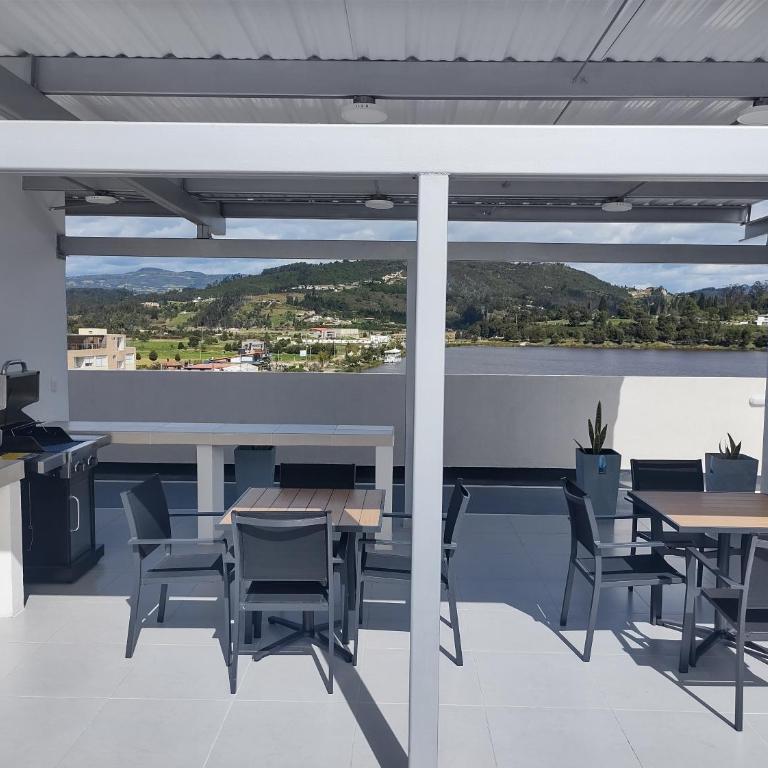 Hermoso Apartamento frente al lago - Apartamento de 3 dormitorios - 24