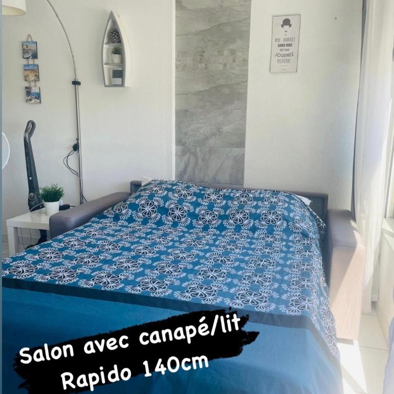 Appartement 6 personnes avec piscine secteur Richelieu, à 400m de la plage et à 650m du centre port - Two-Bedroom Apartment - 10