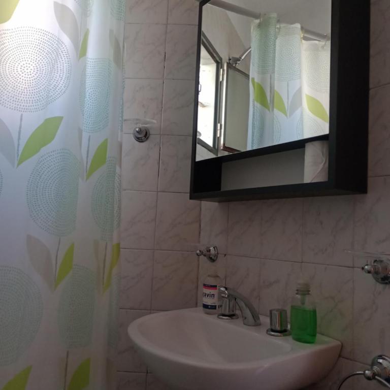 ALOJAMIENTOS ROSARIO! A media cuadra de la principal Av Boulevard Oroño! - Apartamento de 1 dormitorio - 14