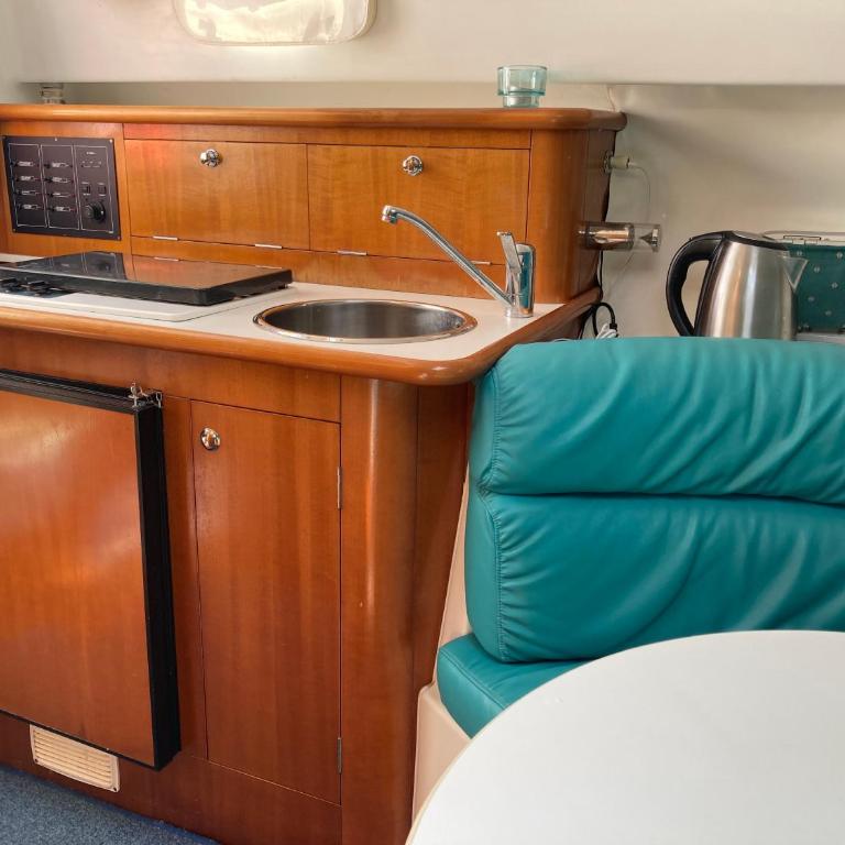 Bateau Nirvana 7,6 m - Mobile Home - 2