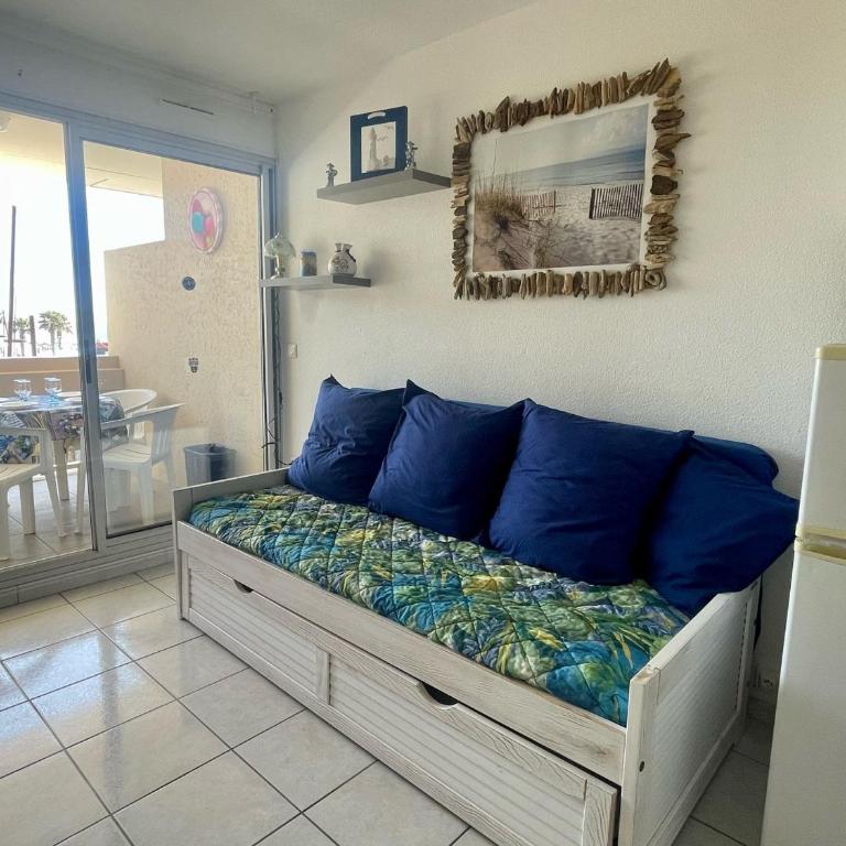 Appartement 2 pièces avec piscine proche commerces - FR-1-748-4 - Apartment - 8