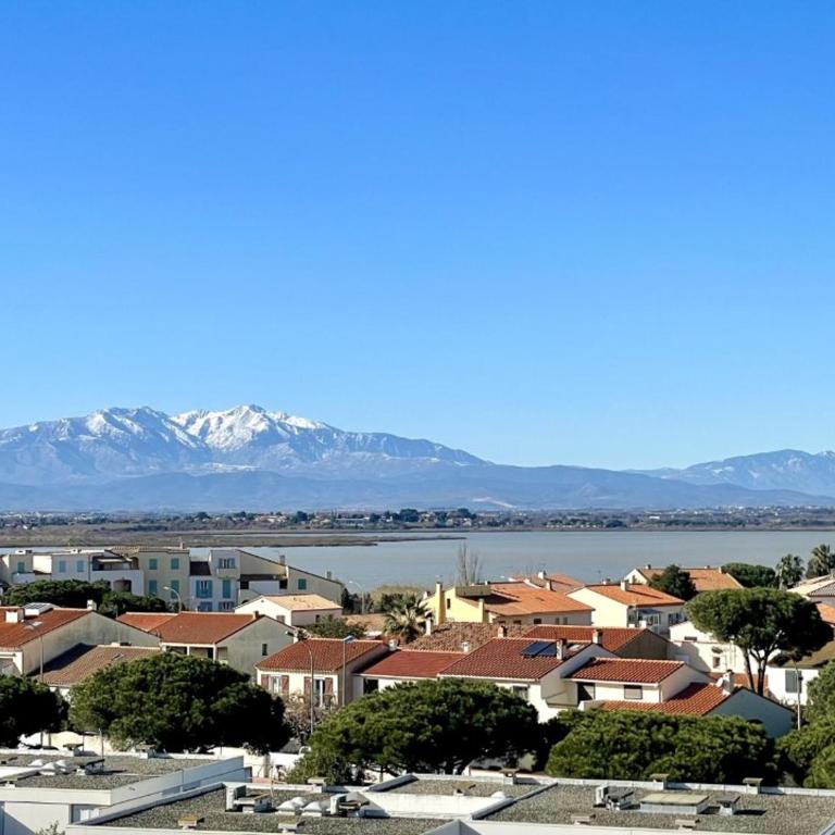 Appartement 2 chambres avec piscine et terrasse, à 50m de la plage - FR-1-748-9 - Apartment - 1