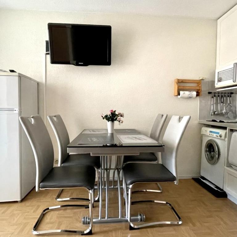 Appartement 2 pièces avec parking, WIFI, et climatisation - FR-1-748-14 - Apartamento - 9