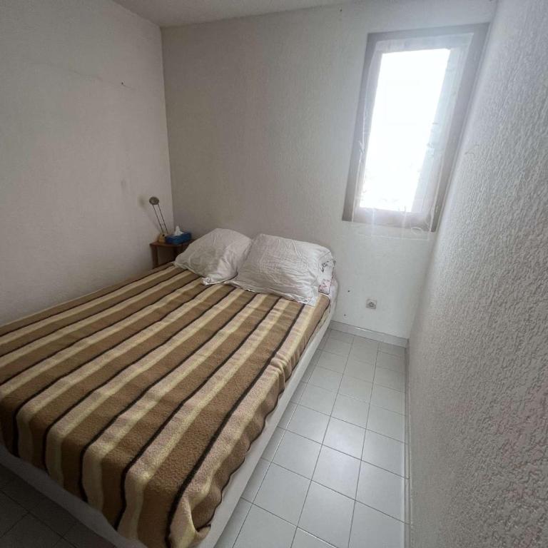 T3 pour 4 pers. à 50m de la plage, parking privatif - FR-1-701-71 - Apartment - 8