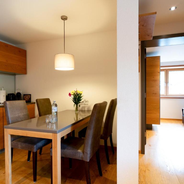 Apart-Hotel Laurus Lech - Apartment mit Blick auf die Berge - 4