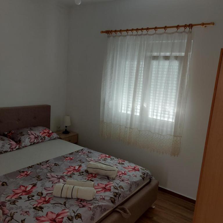 Crni Bor Sutomore - Dvokrevetna Soba sa Bračnim Krevetom - 4