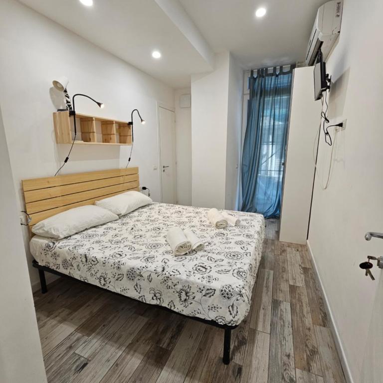 Kos - Double Room with Private Bathroom - 1