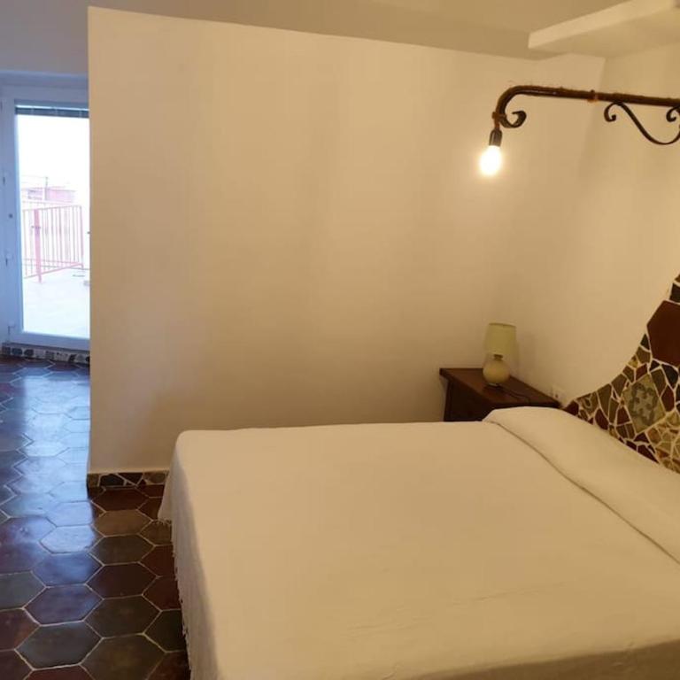 Marbnb Appartamenti Ponza Centro porto Appartamento Cupola - Appartamento con 2 Camere da Letto - 3
