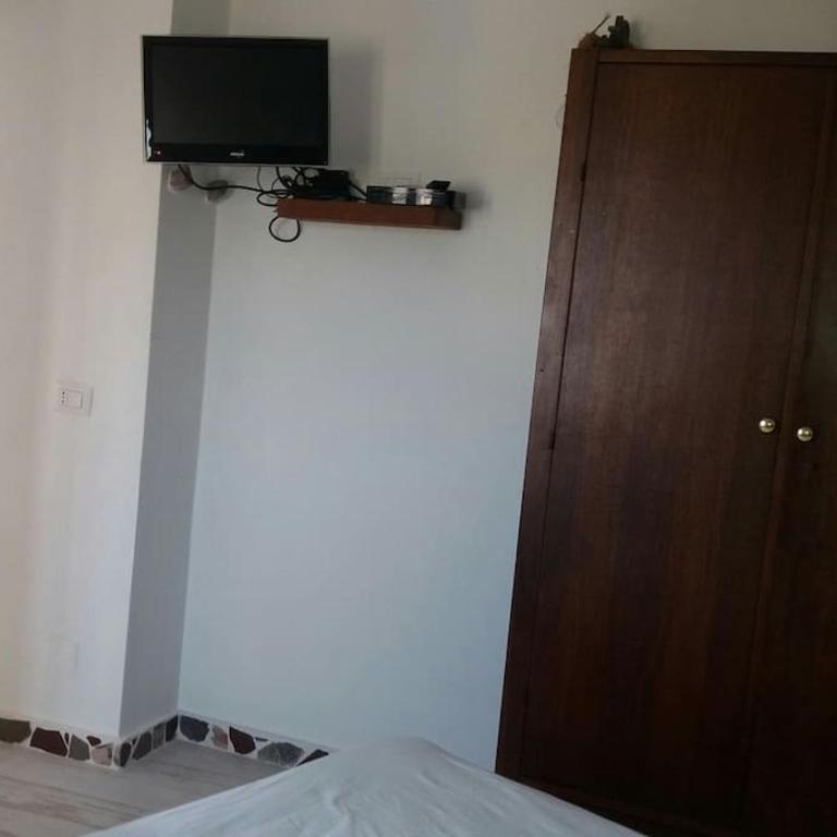 Marbnb Appartamenti Ponza Centro porto Appartamento Cupola - Appartamento con 2 Camere da Letto - 4