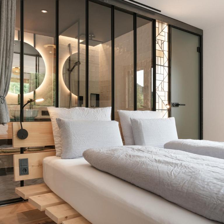 Grand Pension Franziska - inkl CrossFit Gym - Deluxe Doppelzimmer mit Balkon - 7