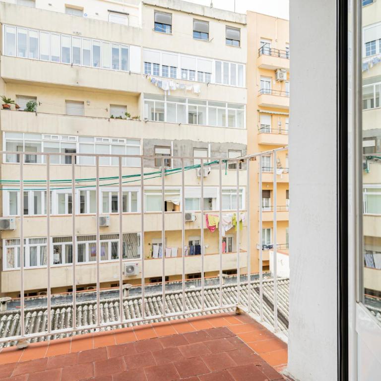 Plaza de España Madrid Centro TEMPORAL M JAM472 - Three-Bedroom Apartment - 11