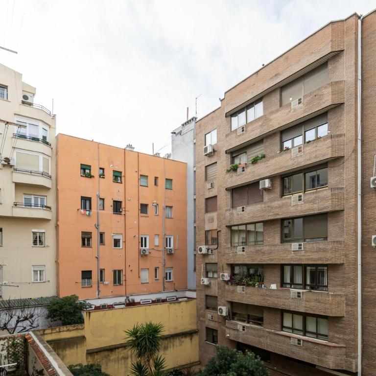 Plaza de España Madrid Centro TEMPORAL M JAM472 - Three-Bedroom Apartment - 28