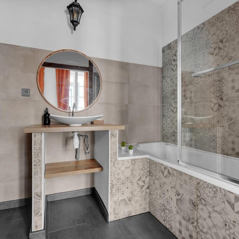 Lucena - Charmant appt en centre-ville - Appartement - 4