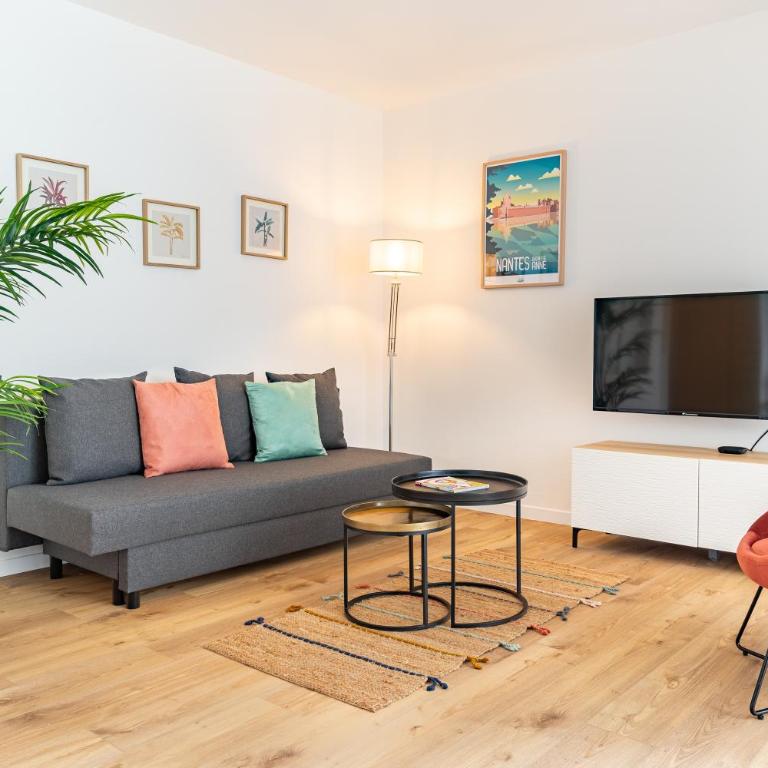 Le Congrès- Au cœur du centre ville avec Parking - One-Bedroom Apartment - 1