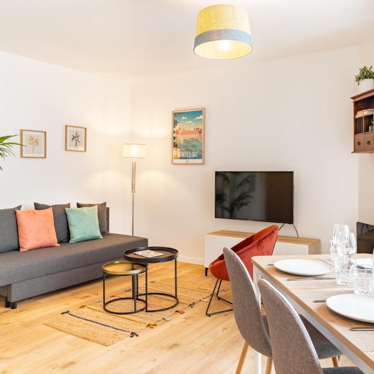 Le Congrès- Au cœur du centre ville avec Parking - One-Bedroom Apartment - 7