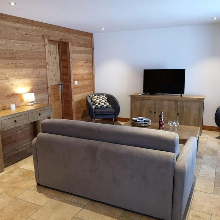 APPARTEMENT DANS CHALET 6 PERSONNES - Appartement 2 Chambres - 14