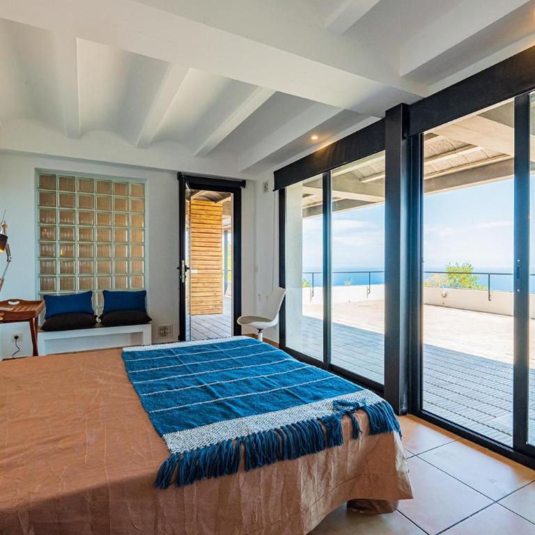A-19 BEGUR AIGUABLAVA 6 Pax - Three-Bedroom House - 45